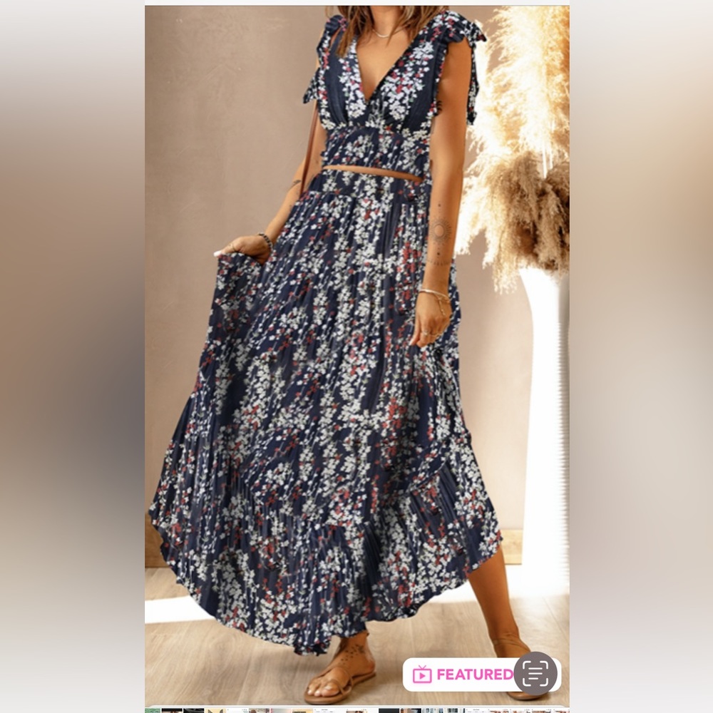 Gorgeous 2 Piece Set-Crop Top & Maxi Skirt Black - NWOT (packaging bag included)